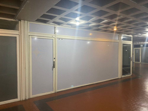 Local Comercial En Venta - Calle San Jerónimo 270 