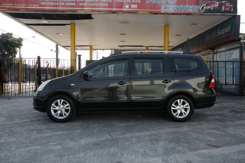 Imagem 3 de 14 de Nissan Grand Livina Sl 1.8 16v (flex) (aut)
