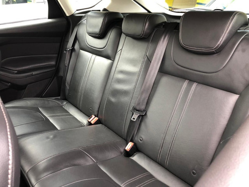 Ford Focus 1.6 Se Hatch