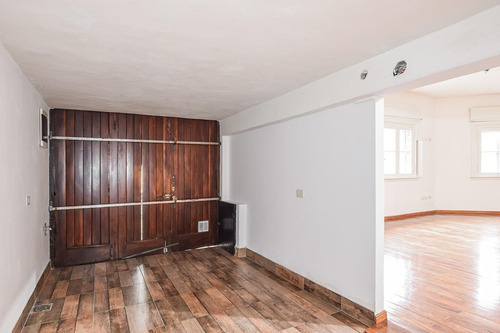 Imagen 15 de 18 de Venta - Ph Reciclado - 4 Ambientes - Frente - Belgrano R