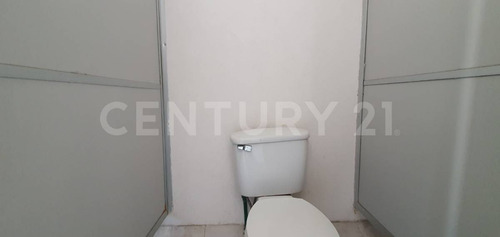 Renta Terreno Con Área De Oficinas, Valle De Los Tules Tultitlan