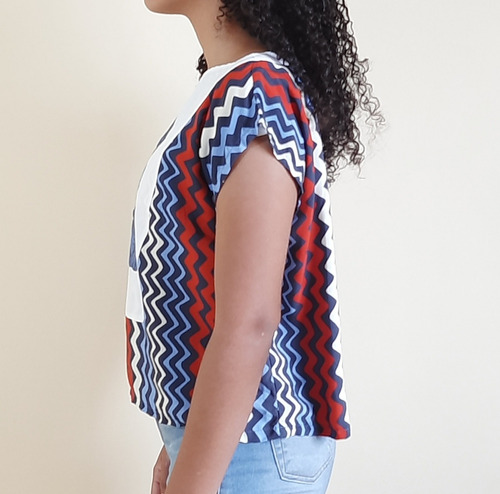 Imagem 3 de 4 de Blusa Cropped Feminino Tecido Louise
