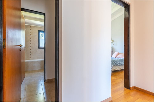 Dúplex 2 Dormitorios Con Pileta En Venta En Gonnet