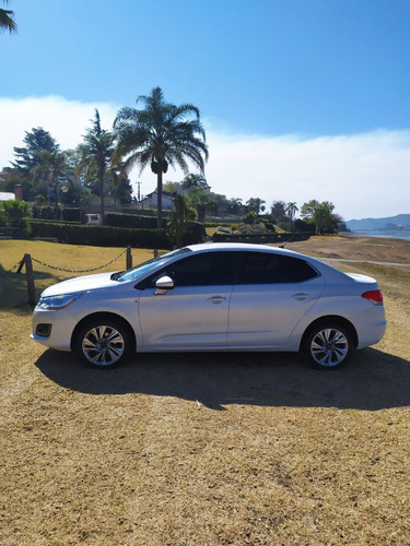 Imagen 5 de 8 de Citroen C4 Lounge Hdi 2015