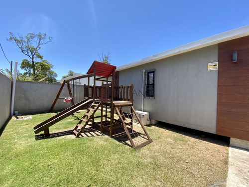 Imagen 23 de 25 de Linda Casa Con Piscina, A Solo 200mtrs. Del Mar! - Manantiales Balneario Buenos Aires