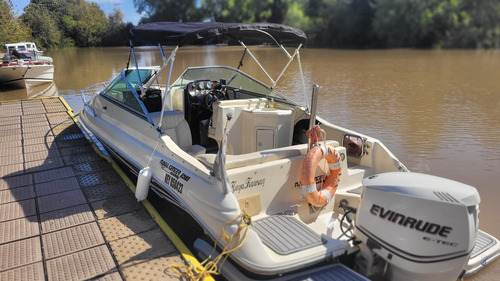 Naval Center 210 Cuddy. Evinrude E-tec 150 Hp
