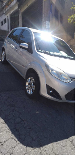 Imagem 2 de 7 de Ford Fiesta 1.6 Class Flex 5p