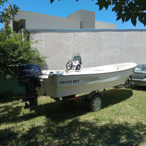 Lancha , Trucker - Virgine Marine -