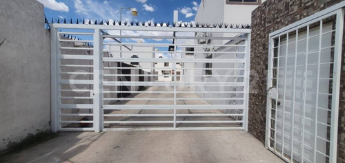 Imagen 2 de 15 de Casa En Renta Zona Granjas Chihuahua