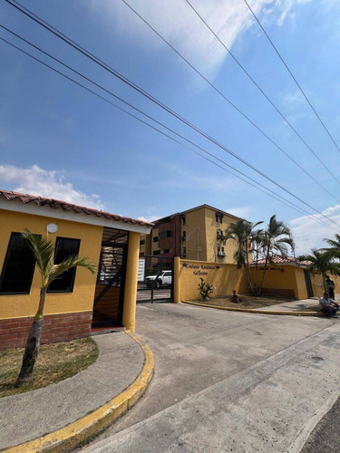 En Alquiler Apartamento, En El Conjunto Residencial Valparaíso, San Diego; 300$ Mml Solo Clientes