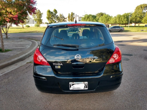 Nissan Tiida 1.8 Visia 2010