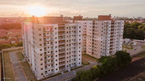 Apartamentos - Ref: L13520