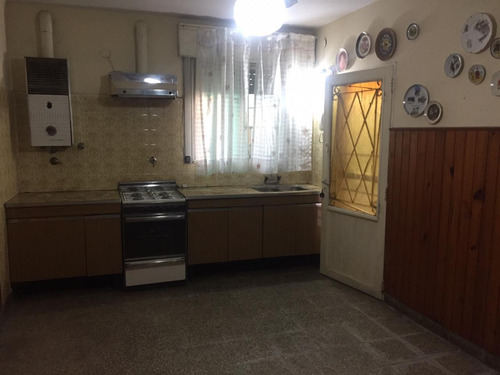 Imagen 4 de 14 de Venta Casa Estilo Americana.
