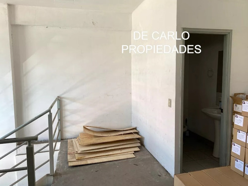 Bodega 3 Plantas, Predio Aki Kb.