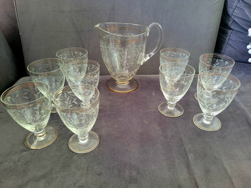 Juego De 9 Copas De Cristal Con Jarra Blanco (Usado)
