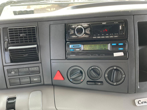 Imagem 12 de 25 de Volkswagen Constellation 24.250