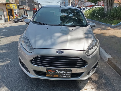 Ford Fiesta 1.6 16v Titanium Flex Powershift 5p