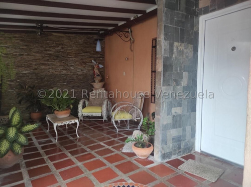 Imagen 3 de 20 de Casa Remodelada En Venta Palo Negro Conj Priv Estef 22-7076