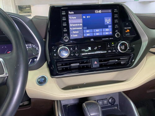 Toyota Highlander 3.5 Limited Panoramic Roof At