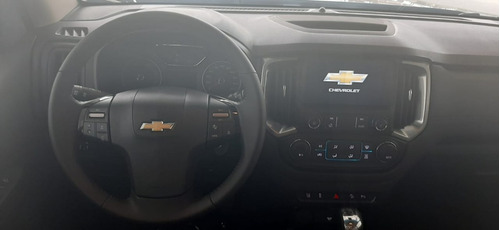 Imagen 10 de 15 de Chevrolet S10 2.8 Ls Cabina Doble 4x2 Manual 2023 Pick Up