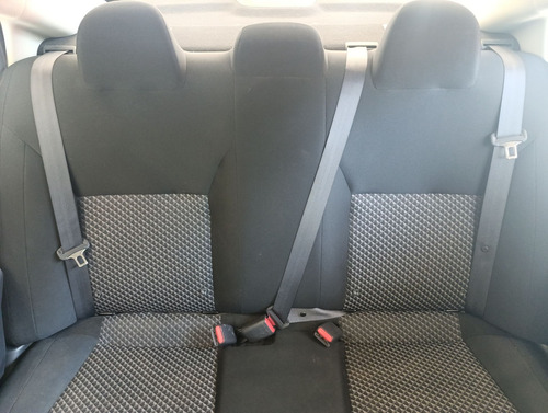 Nissan Versa 1.6 Sense Mt