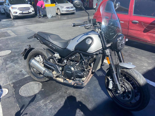 Imagen 3 de 9 de Benelli Leoncino 500