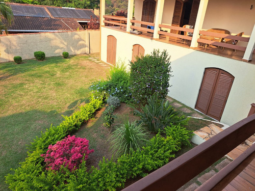 Linda Chácara Ao Lado Do Clube Do Porta Do Sol, Casa Toda Avarandada Com Muito Lazer