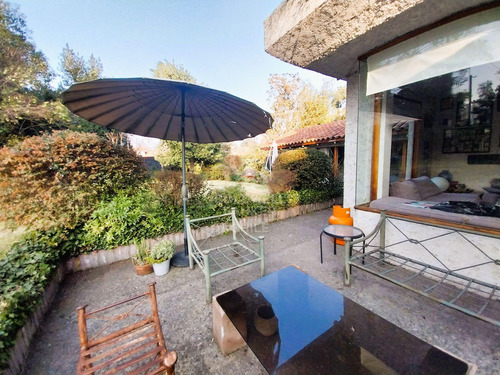 Casa 6 Dormitorios, Con Gran Terreno Y Buena Conectividad