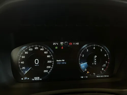 Volvo XC90 2.0 T6 Momentum Awd 5 Pas. At