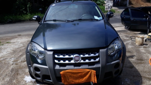 Fiat Strada 1.8 16v Adventure Cab. Dupla Flex Dualogic 2p