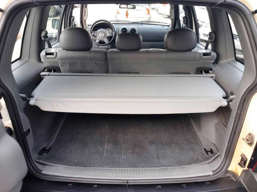 Imagen 12 de 14 de Jeep Cherokee Renegade 2006 4x4 Sincrónico