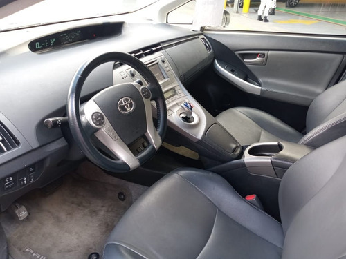 Imagen 10 de 15 de Toyota Prius 2015 1.8 Premium Sr Hibrido At
