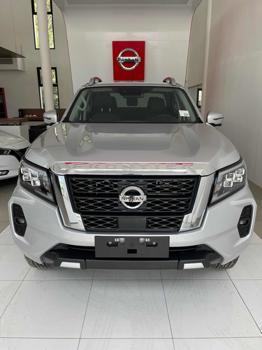 Imagen 2 de 9 de Nissan Np300 Frontier 2021 2.5 Le Tdsl 188hp D.cab. 4x4 Aut
