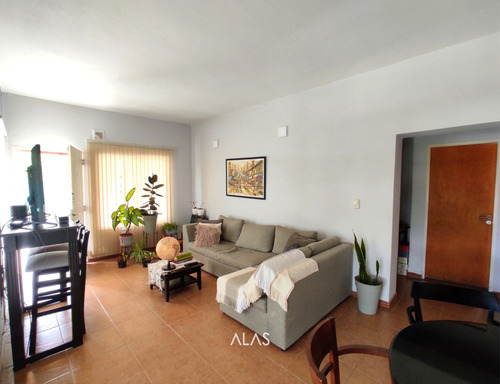 Casa En Venta - Barrio Villa Caprichosa - La Falda - A297