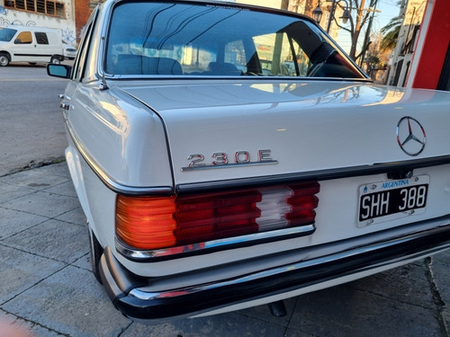 Imagen 14 de 18 de Mercedes Benz 230 E