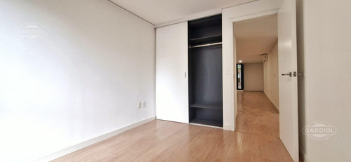 Alquiler Apartamento 2 Dormitorios, Montevideo, Barrio Sur, 2 Dormitorios