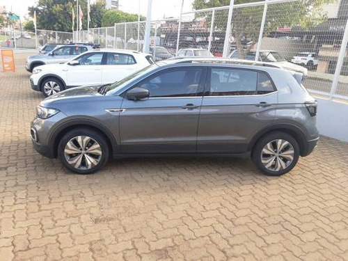 Imagem 10 de 11 de Volkswagen T-cross 1.4 250 Tsi Total Flex Highline