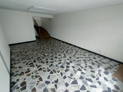 Imagen 6 de 17 de Casa En Arriendo En Bogotá La Castellana. Cod 100753
