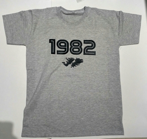 Imagen 3 de 6 de Remera Islas Malvinas Argentinas Homenaje Gris Algodon