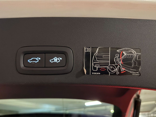 Volvo XC40 1.5 T5 R-Design Hybrid