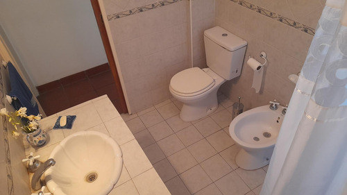 Venta Casa Parque Las Naciones 3 Ambientes Quincho Pileta Guernica