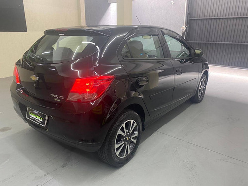 Chevrolet Onix 1.4 Mpfi Ltz 8v Flex 4p Automático