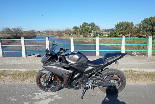Yamaha R3