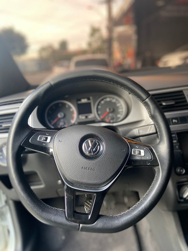 Imagem 10 de 15 de Volkswagen Fox 1.6 Comfortiline Msi 2017/2018
