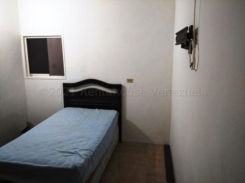 Imagen 16 de 30 de Casa En Venta Castillejo Mls #22-18431 Sonia León 0412-710.58.02