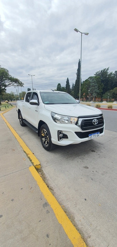 Toyota Hilux 2.8 Cd Srv 177cv 4x2 2019