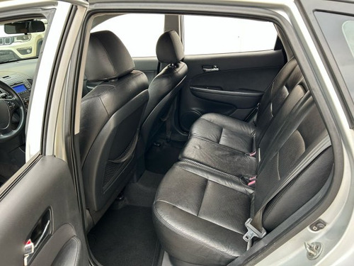 Hyundai I30 i30 2.0 MPI 16V GASOLINA 4P AUTOMÁTICO