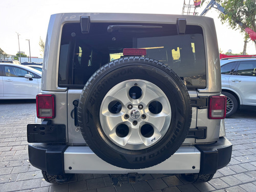 Jeep Wrangler 3.6 Unlimited Sahara V6 4x4 At