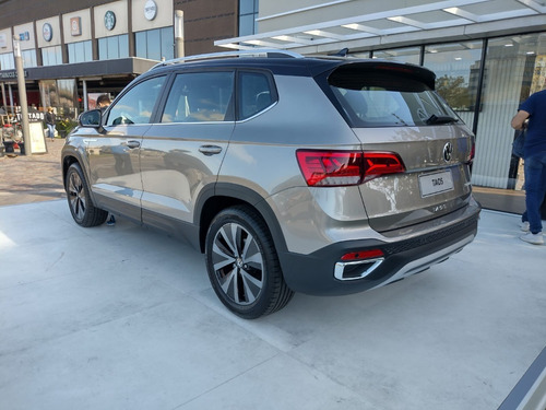 Imagen 15 de 25 de Vw 0km Volkswagen Taos Hero 250tsi Entrega Inmediata 2022 A