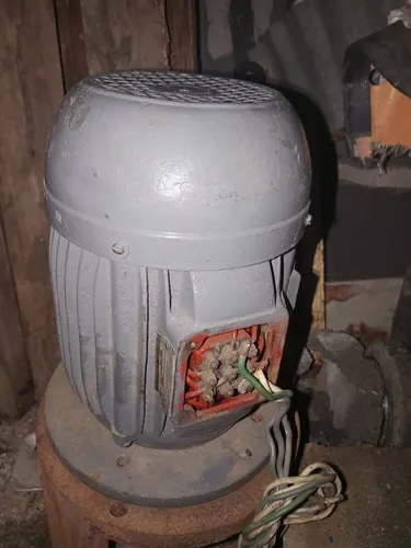 Motor Y Bomba De Agua (Usado)